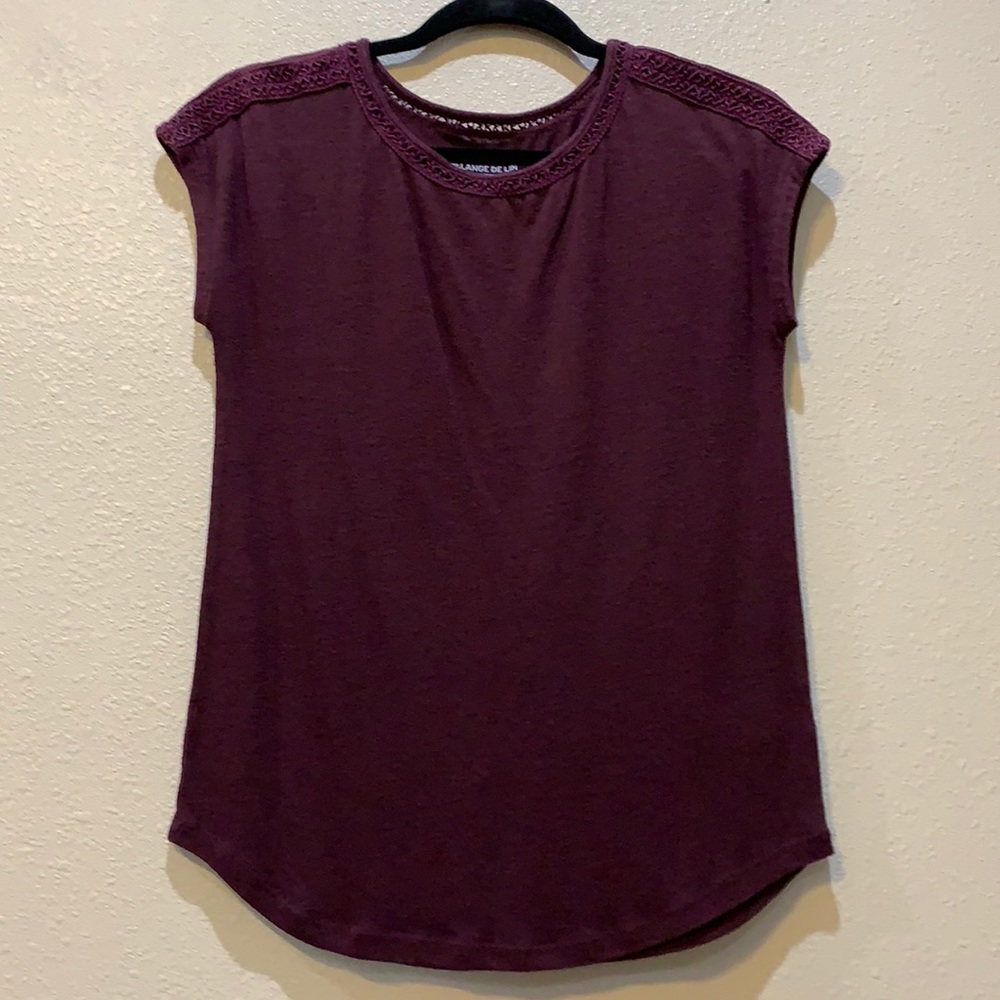 Women’s Gap linen tshirt